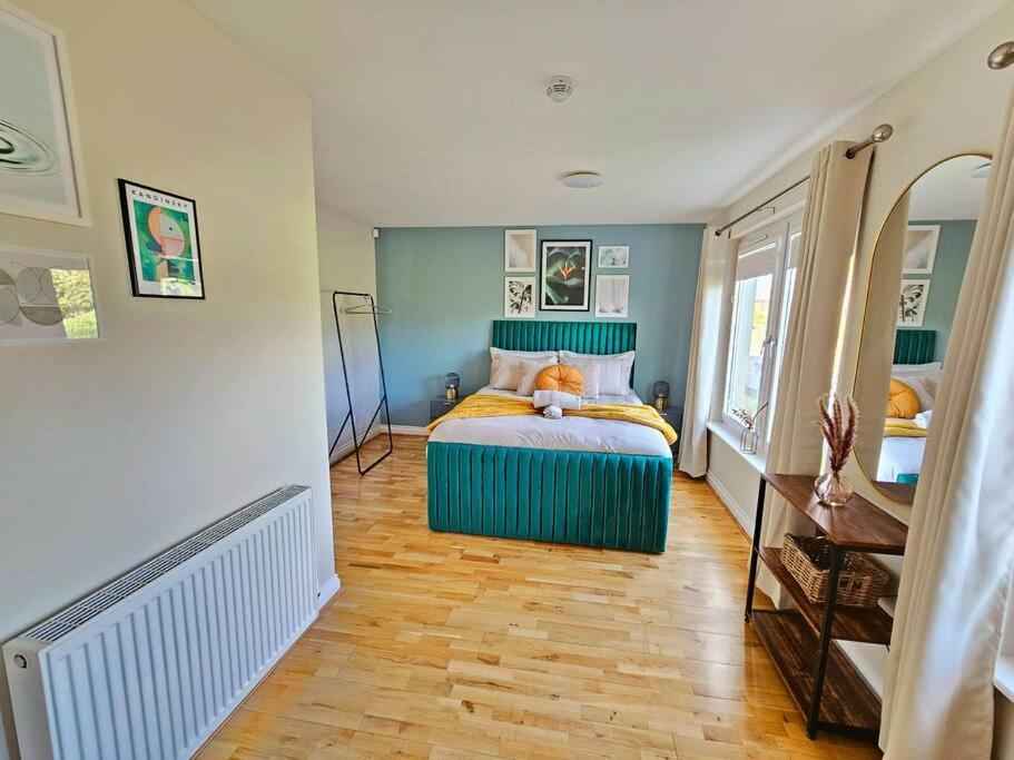 Modern 5 Bedroom Townhouse With Free Parking Glasgow Extérieur photo
